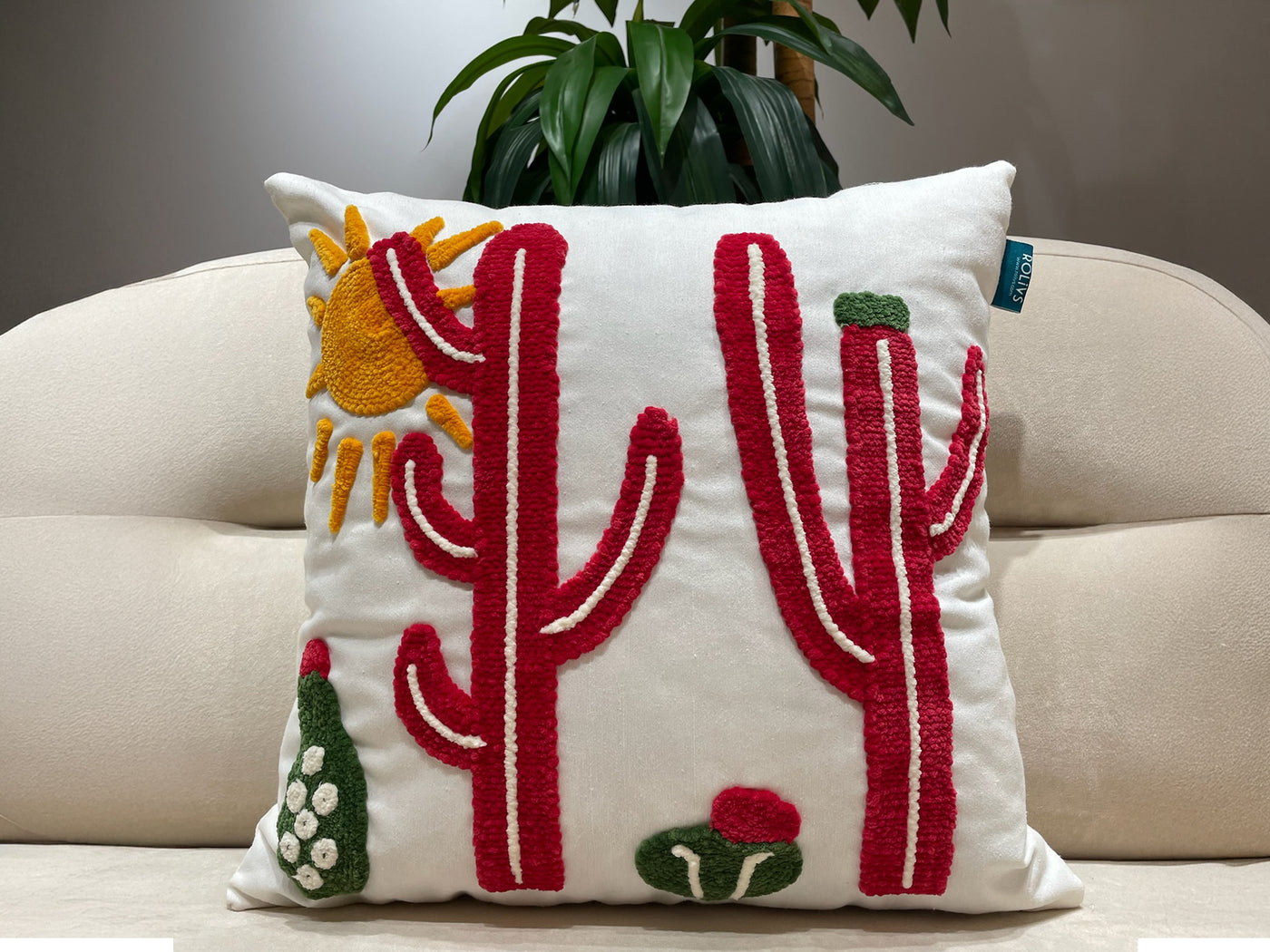 Rolivs Kaktora Kırlent 47x47 cm | Kaktüs İşlemeli Dekoratif Yastık NK1560