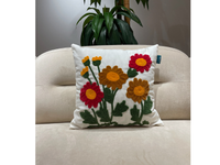 Rolivs Arelia Çiçek Bahçesi Kırlent 47x47 cm | Nakış Detaylı Punch Dekoratif Yastık