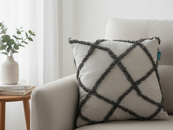 Rolivs Sofen Kırlent 47x47 cm | Cream Texture Punch Dekoratif Yastık