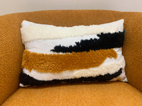 Doğal Akış - Bohem Form Dokulu Kırlent (NK 2674) 47x47cm