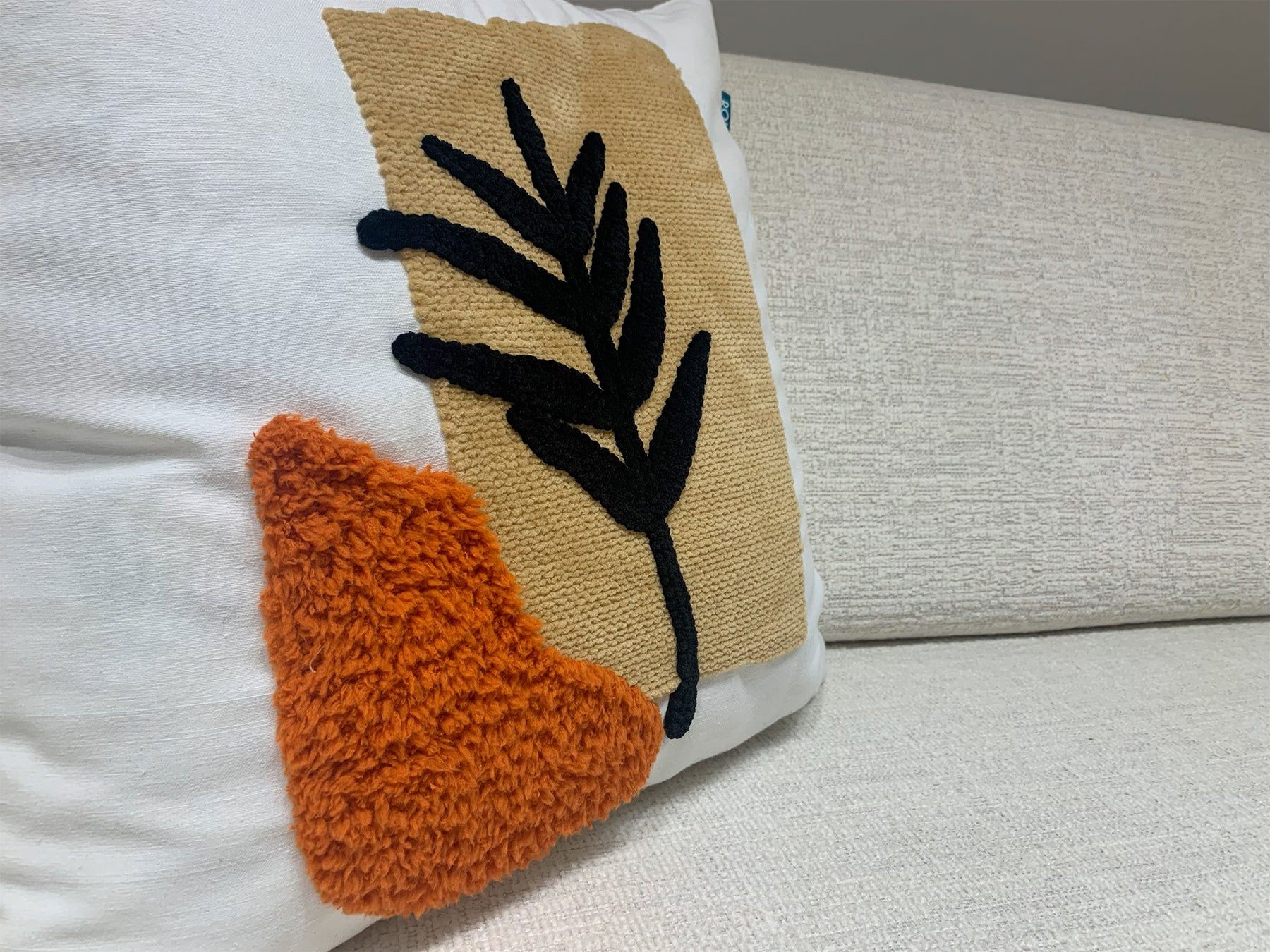 Rolivs Sessiz Yaprak Kırlent 47x47 cm | Bohem Dokulu Dekoratif Yastık NK1590