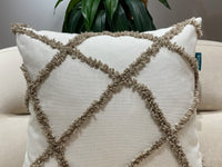 Rolivs Lumora Kırlent 47x47 cm | Latte Ton Cream Texture Punch Dekoratif Yastık