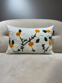 Papatya Punch Kırlent – El İşçiliği Çiçek Desenli 30x50 (NK 2669) 47x47cm