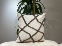 Rolivs Pena Kırlent 47x47 cm | Cream Texture Punch Dekoratif Yastık  NK1717