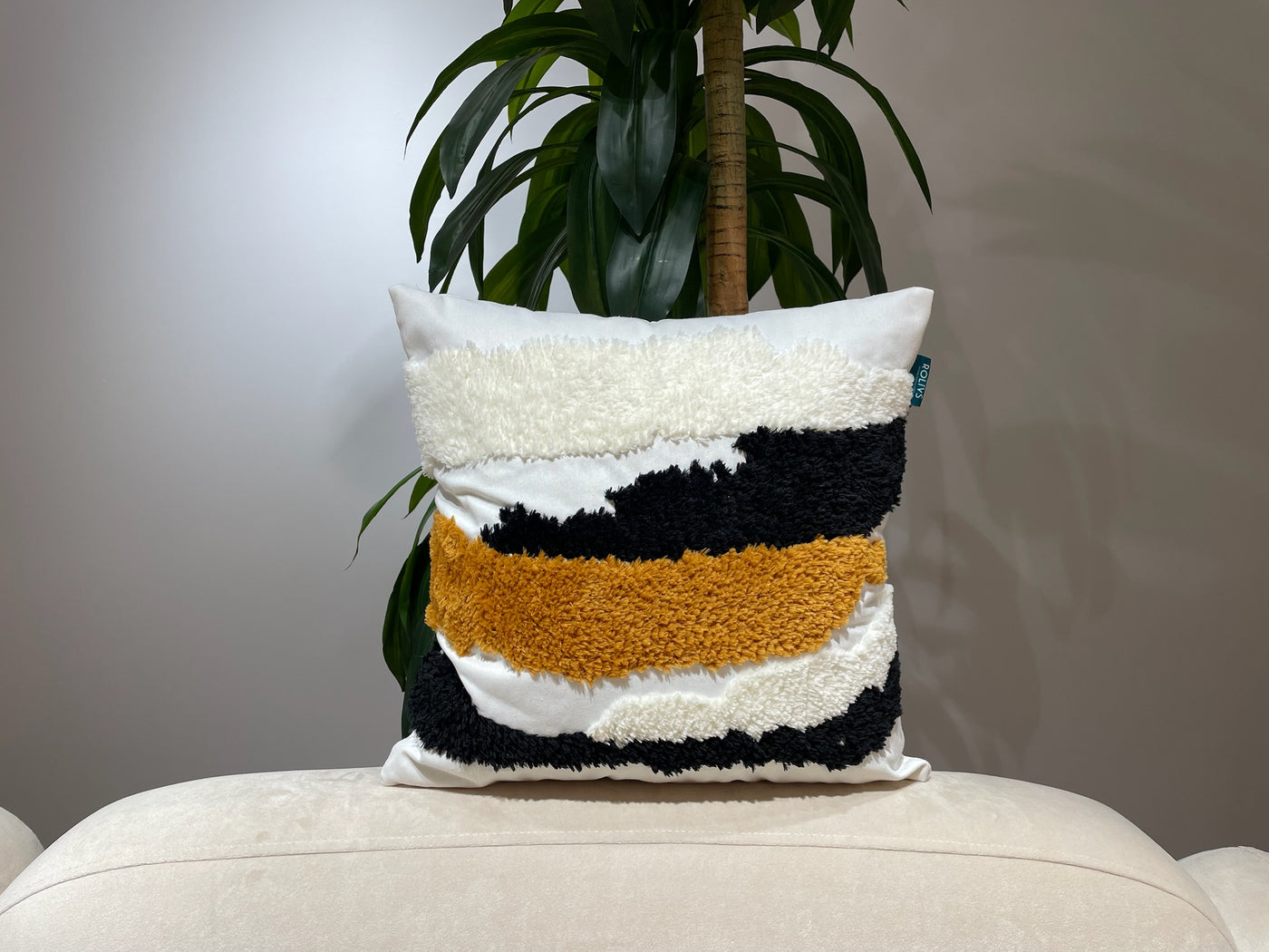 Rolivs Zentro Kırlent 47x47 cm | Modern Çizgili Punch Dekoratif Yastık